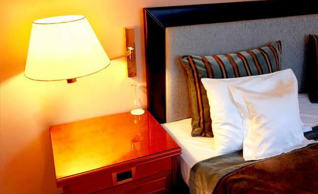 Number 64 Otel Salisbury Dış mekan fotoğraf